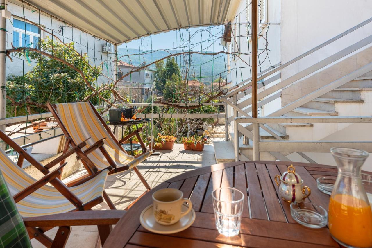 Apartments By The Sea Jelsa, Hvar - 11319 Jelsa  Exterior foto